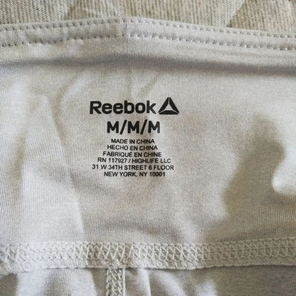 Reebok Skinny Capri Training🏃 Leggings - Size M - Picture 5 of 12